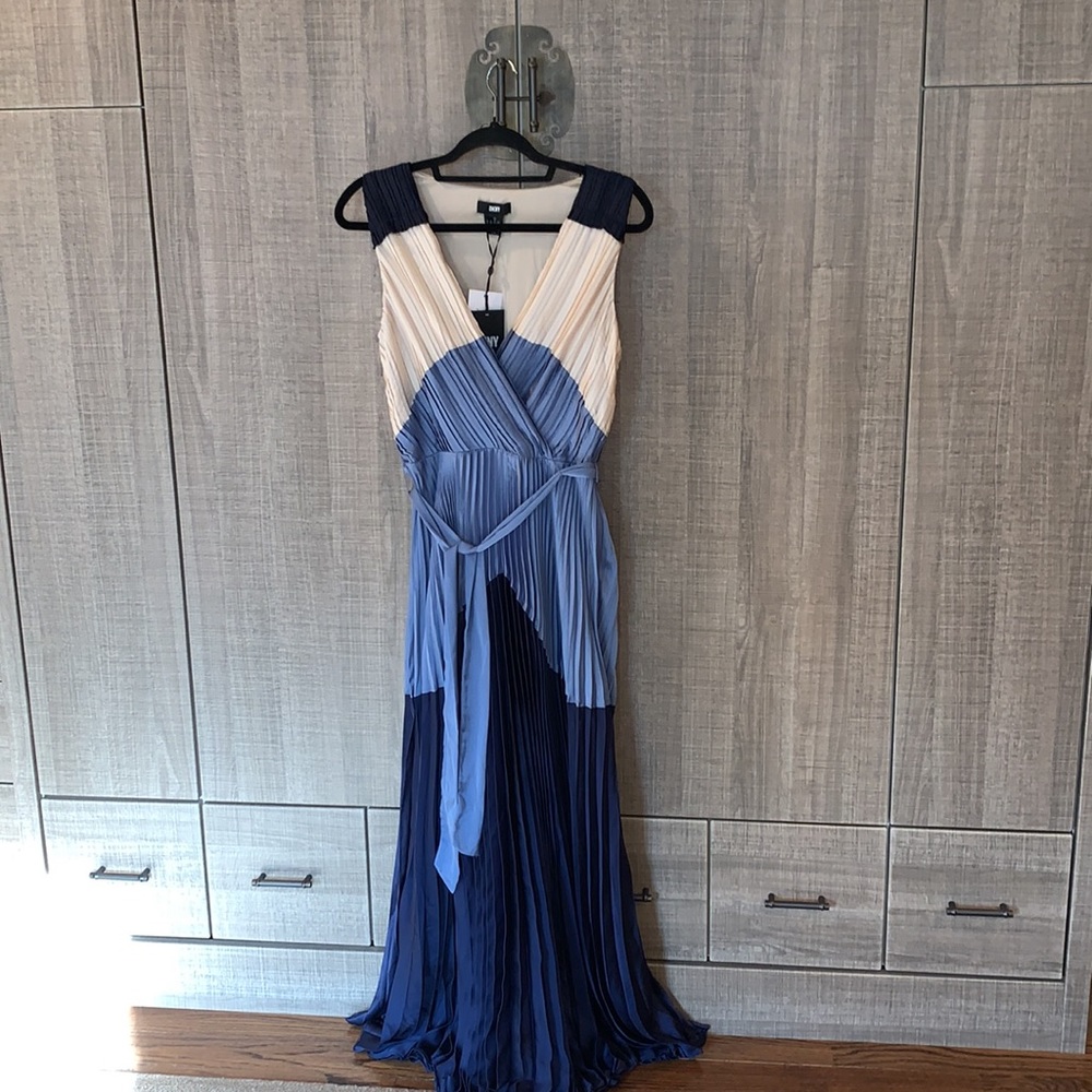 DKNY Pleated Colorblocked Gown - Picture 7 of 14